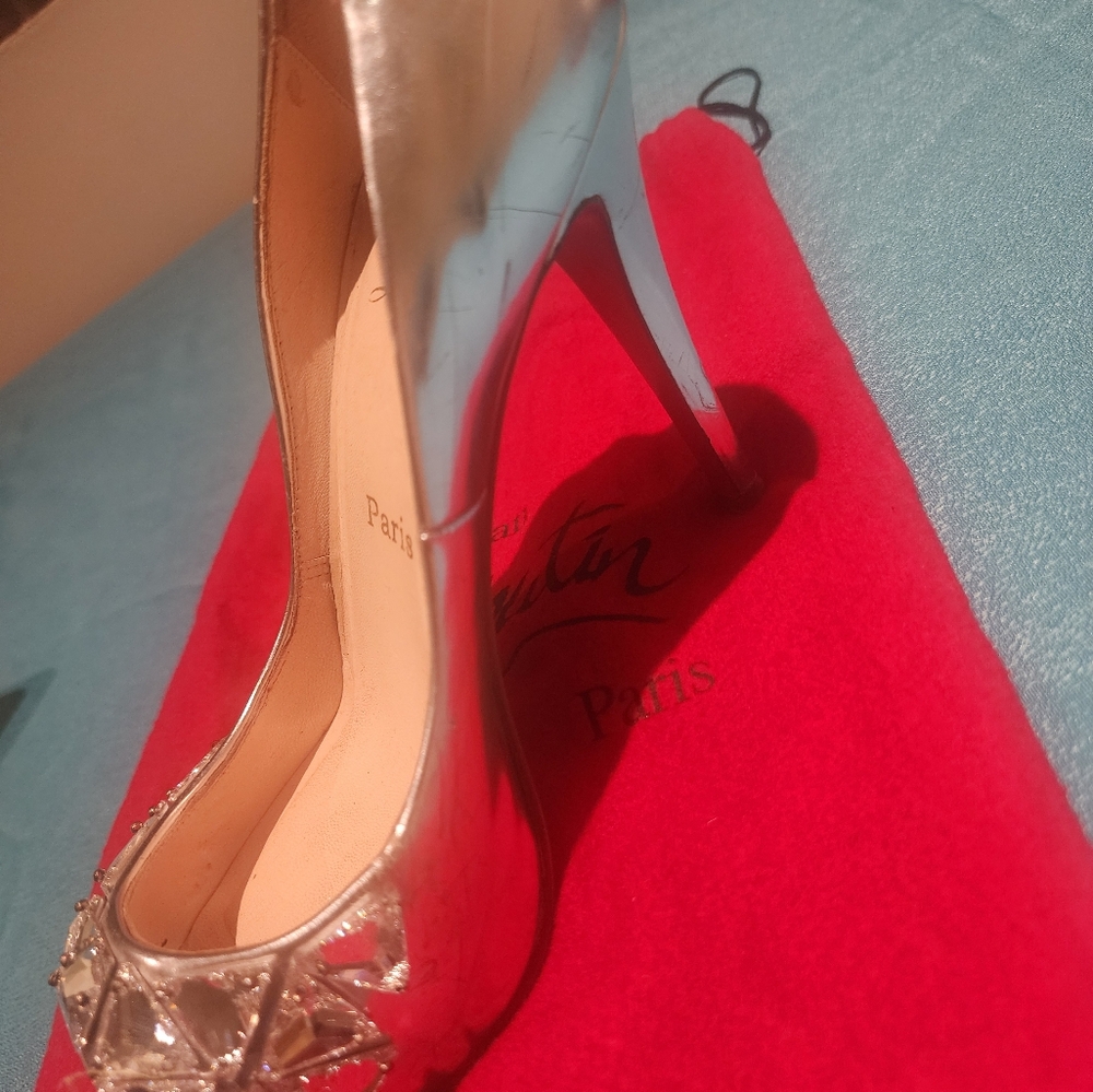 Authentic Christian louboutin bling pump size 38. Dust bag only, no box. - Picture 2 of 14